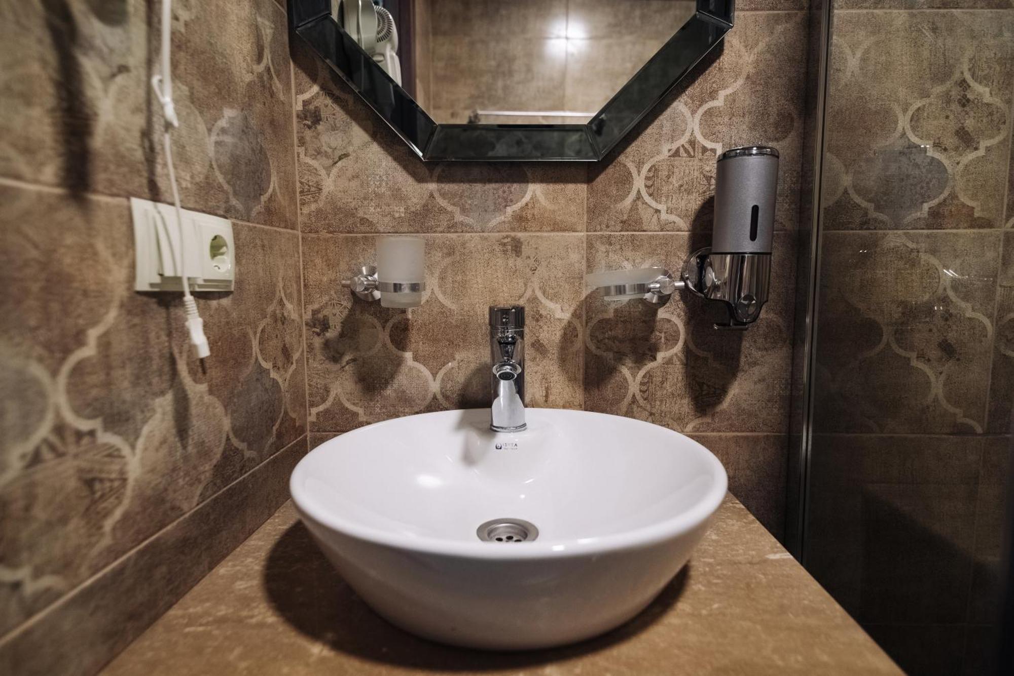 Royal Plaza 3* Tbilisi