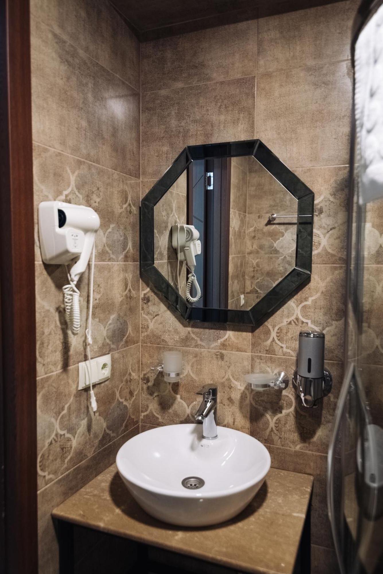 Royal Plaza 3* Tbilisi